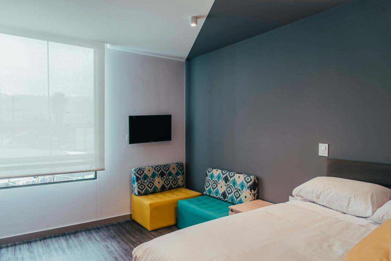 Uma Suites Chía Esterno foto