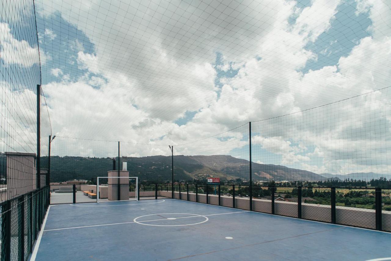 Uma Suites Chía Esterno foto