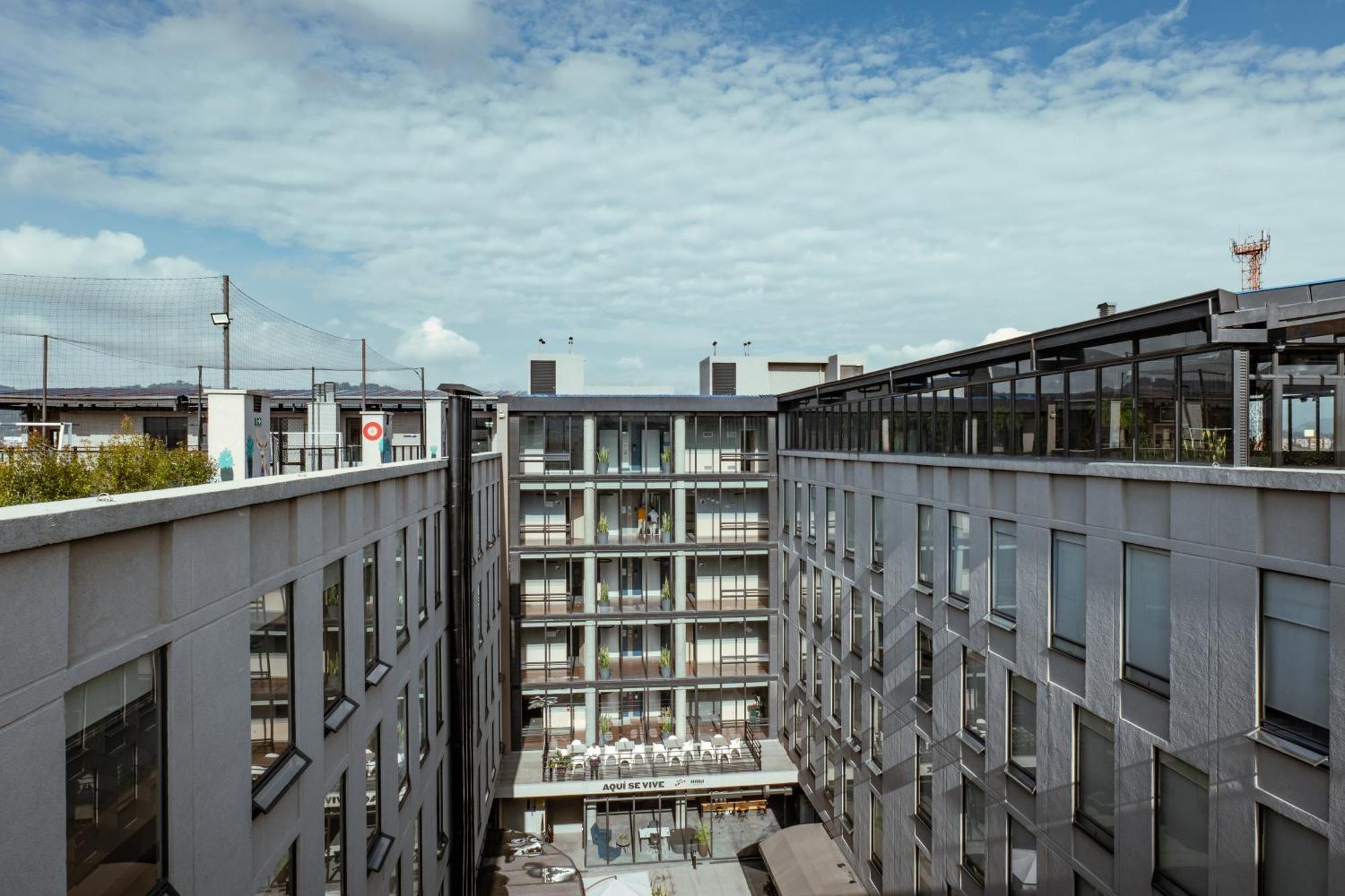 Uma Suites Chía Esterno foto