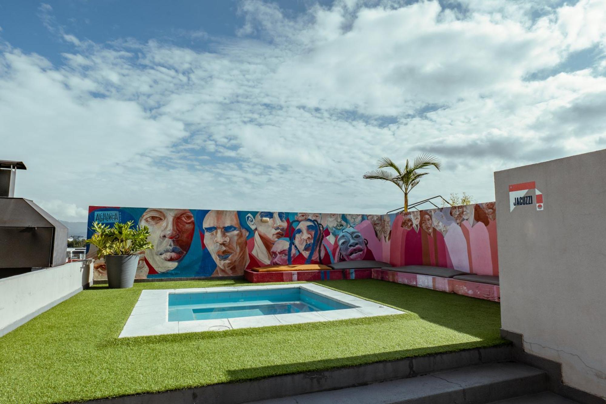 Uma Suites Chía Esterno foto